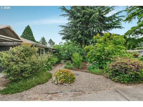 9588 SW Frewing Court Portland OR 97223