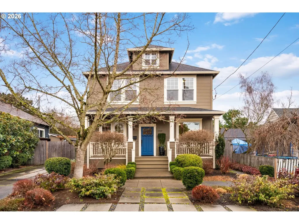 5727 NE Tillamook Street Portland OR 97213