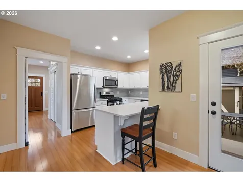 5727 NE Tillamook Street Portland OR 97213