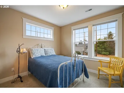 5727 NE Tillamook Street Portland OR 97213