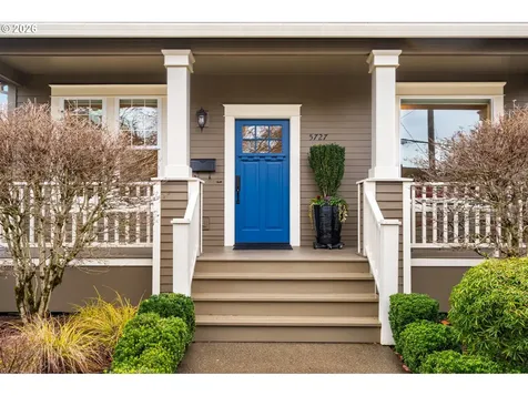 5727 NE Tillamook Street Portland OR 97213