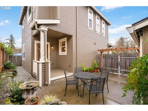 5727 NE Tillamook Street Portland OR 97213