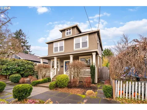 5727 NE Tillamook Street Portland OR 97213