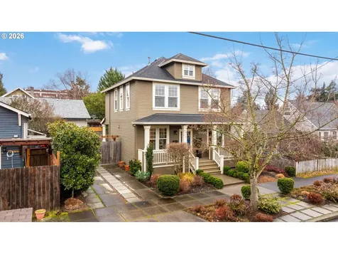5727 NE Tillamook Street Portland OR 97213