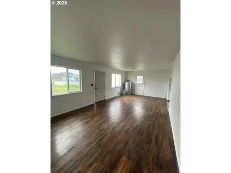 105 S 8th Street Lakeside OR 97449
