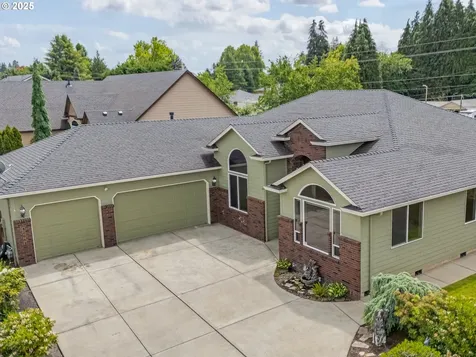 12003 NW 25th Court Vancouver WA 98685