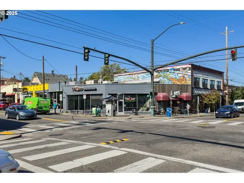 1219 SE Rhine Street Portland OR 97202