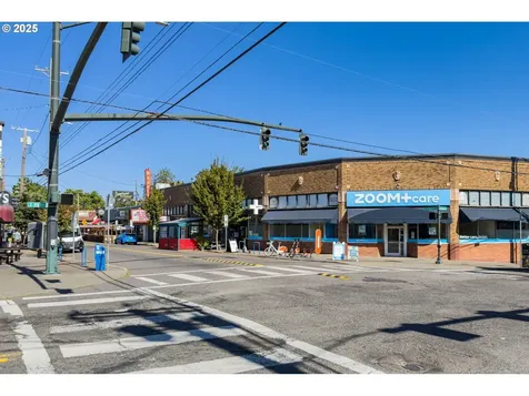 1219 SE Rhine Street Portland OR 97202