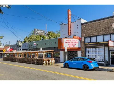 1219 SE Rhine Street Portland OR 97202