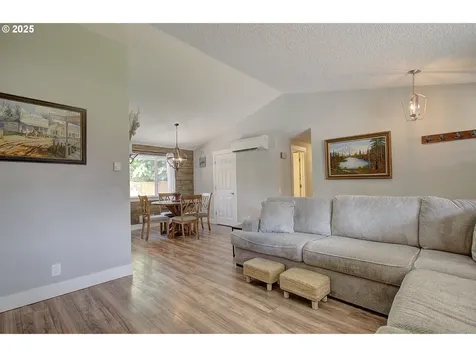 11204 NE 85th Circle Vancouver WA 98662