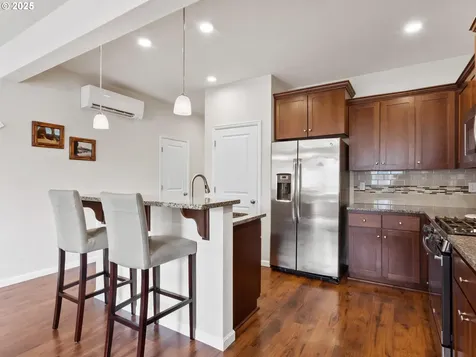 17562 SW Devonshire Way Sherwood OR 97140