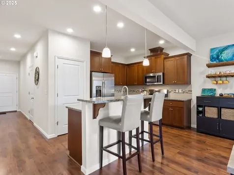 17562 SW Devonshire Way Sherwood OR 97140