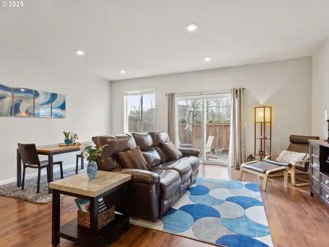 17562 SW Devonshire Way Sherwood OR 97140