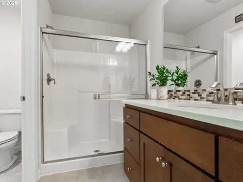 17562 SW Devonshire Way Sherwood OR 97140