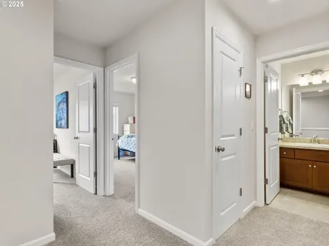17562 SW Devonshire Way Sherwood OR 97140