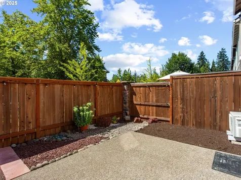 17562 SW Devonshire Way Sherwood OR 97140