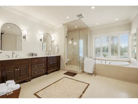 16871 Greenbrier Road Lake Oswego OR 97034