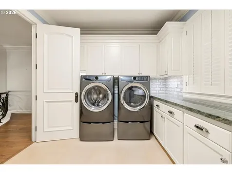 16871 Greenbrier Road Lake Oswego OR 97034
