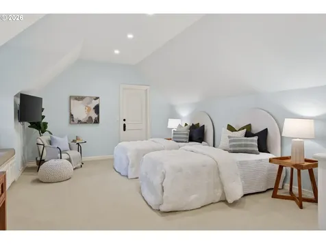 16871 Greenbrier Road Lake Oswego OR 97034