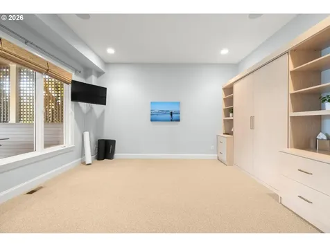 16871 Greenbrier Road Lake Oswego OR 97034
