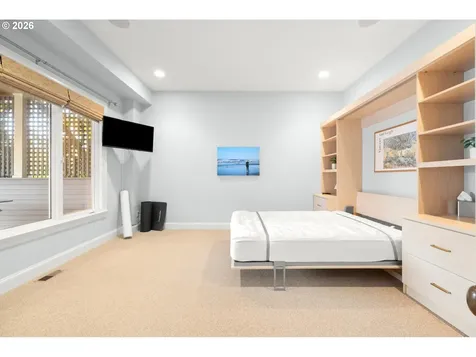 16871 Greenbrier Road Lake Oswego OR 97034