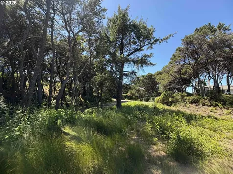 SW La Barre Drive Waldport OR 97394