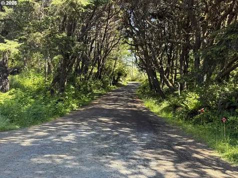 SW La Barre Drive Waldport OR 97394