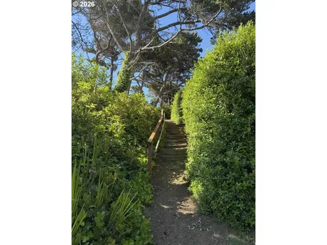 SW La Barre Drive Waldport OR 97394