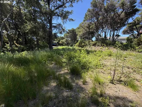 SW La Barre Drive Waldport OR 97394