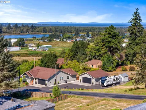 35199 Lyngstad Heights Lane Astoria OR 97103