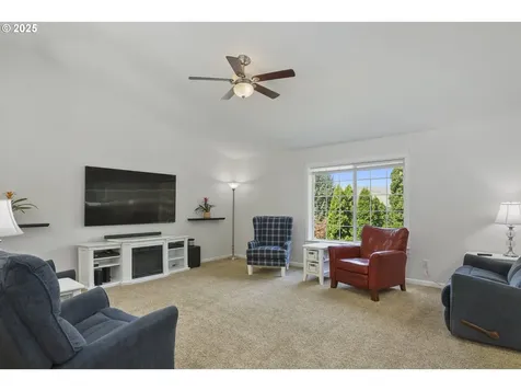 301 W 12th Street The Dalles OR 97058
