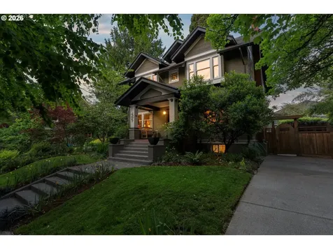 2744 NE 16th Avenue Portland OR 97212