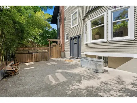 2744 NE 16th Avenue Portland OR 97212