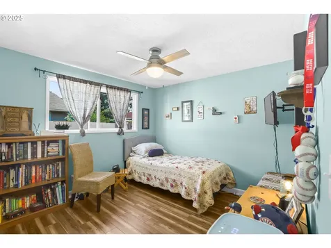 427 E Clackamas Circle Woodburn OR 97071