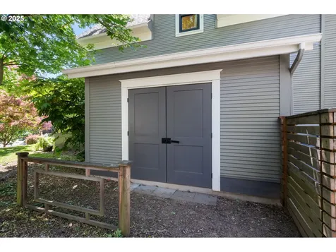 3815 NE 8th Avenue Portland OR 97212