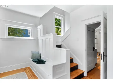 3815 NE 8th Avenue Portland OR 97212
