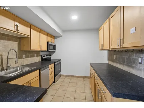 410 NW 18th Avenue Portland OR 97209