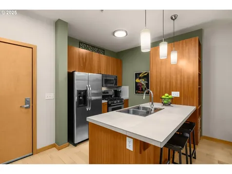 1130 NW 12th Avenue Portland OR 97209