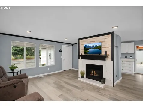 7603 SE Flavel Street Portland OR 97206