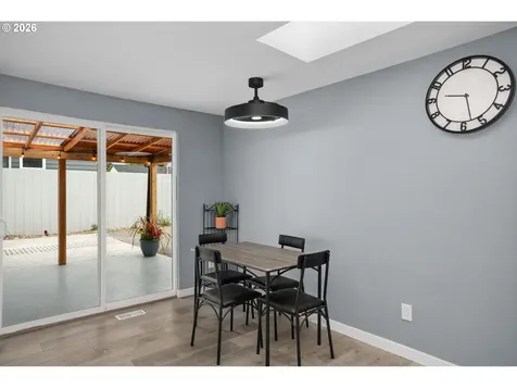 7603 SE Flavel Street Portland OR 97206