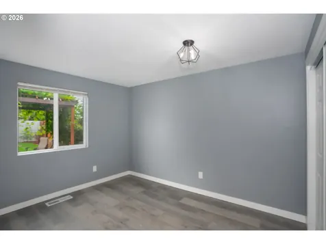 7603 SE Flavel Street Portland OR 97206