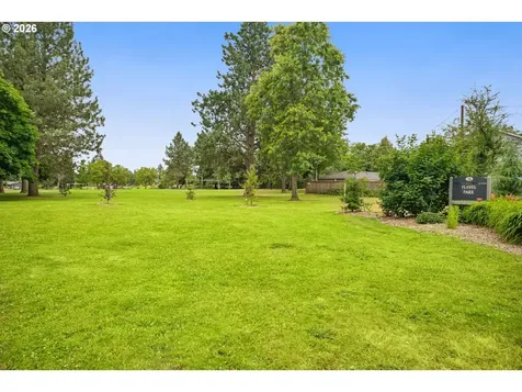 7603 SE Flavel Street Portland OR 97206