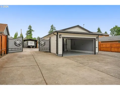 7603 SE Flavel Street Portland OR 97206
