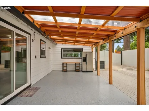 7603 SE Flavel Street Portland OR 97206