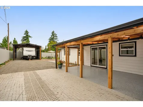 7603 SE Flavel Street Portland OR 97206