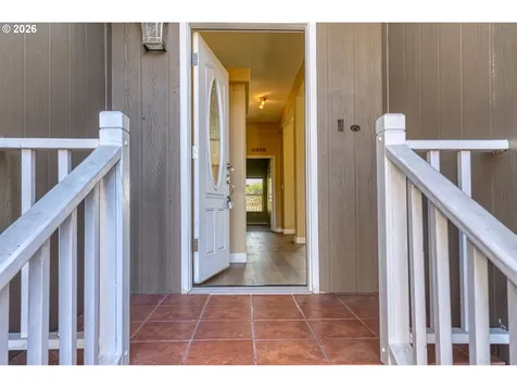 51422 SE Hoodview Drive Scappoose OR 97056