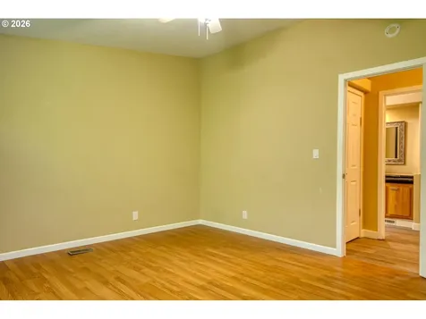 51422 SE Hoodview Drive Scappoose OR 97056