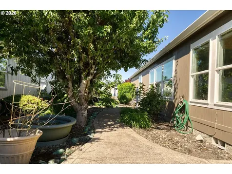 51422 SE Hoodview Drive Scappoose OR 97056