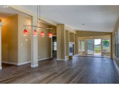 51422 SE Hoodview Drive Scappoose OR 97056