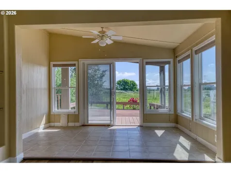 51422 SE Hoodview Drive Scappoose OR 97056